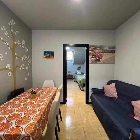 Aparment Puerta De Sol Apartman Madrid Kültér fotó