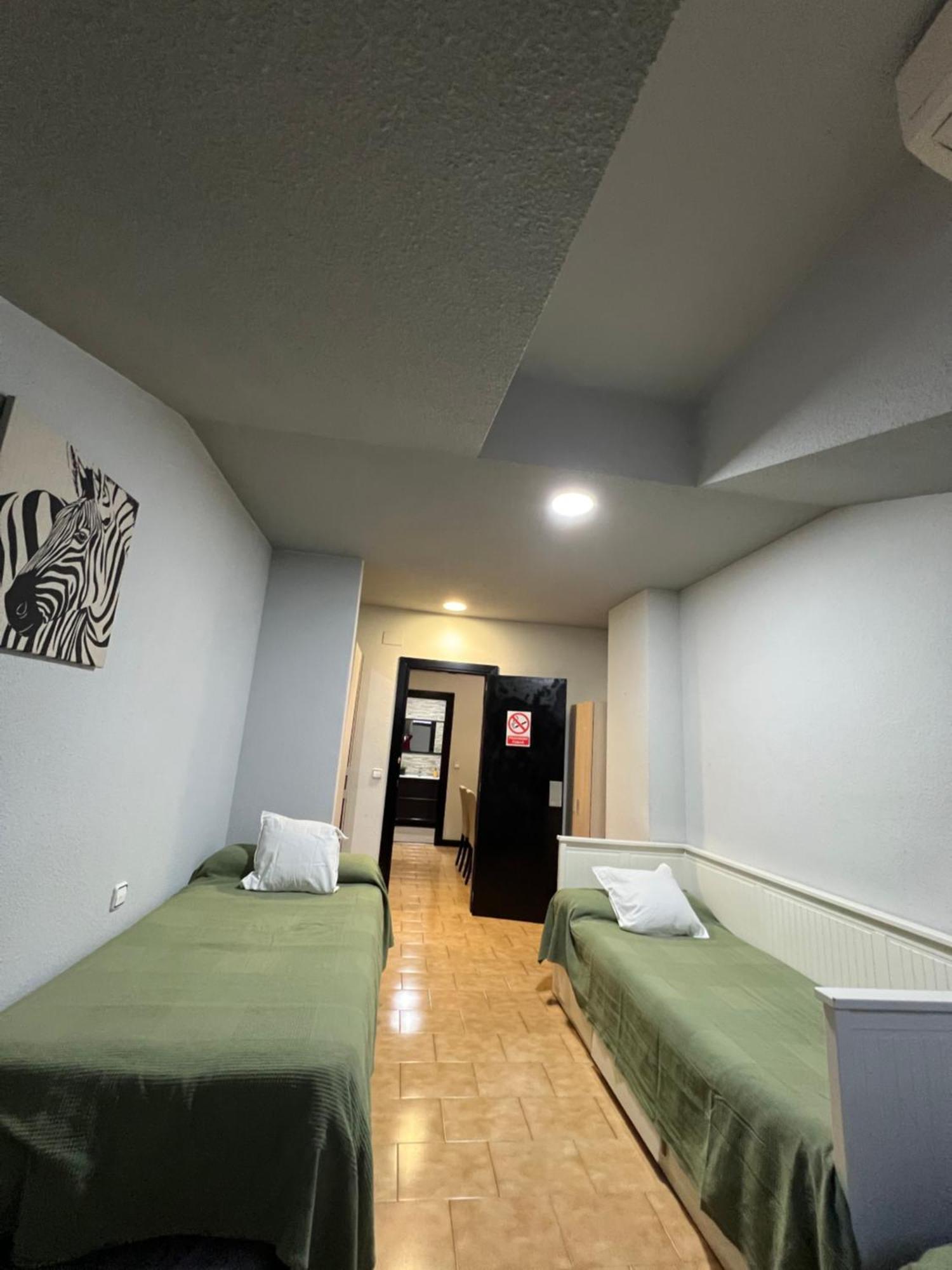 Aparment Puerta De Sol Apartman Madrid Kültér fotó